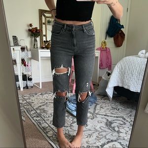PACSUN DISTRESSED MOM JEAN
